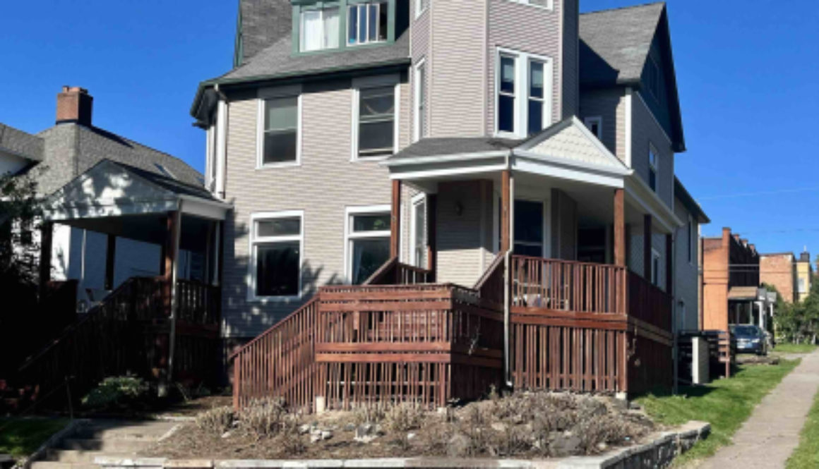 1429 East 2nd Street - Duluth rental property - exterior