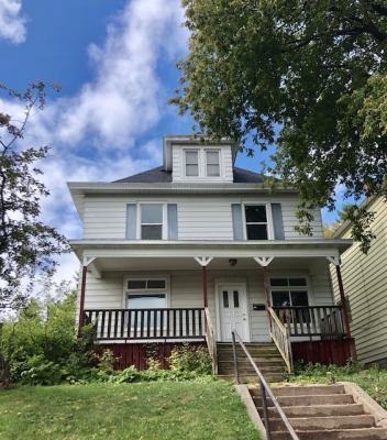 1715 E 5th Street - Duluth apartment - exterior