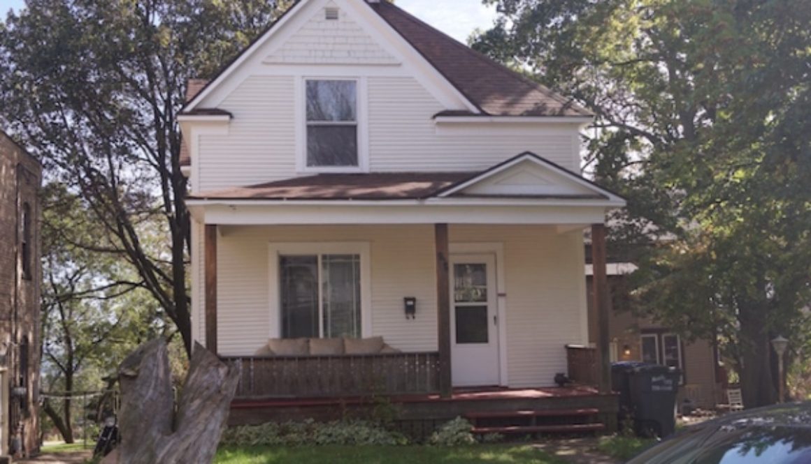 926 East 5th Street - Duluth apartment - exterior