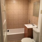 1108 E 5th St. #1 - Duluth apartment - bathroom