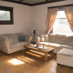1108 1/2 E 5th Street - Duluth apartment - living room