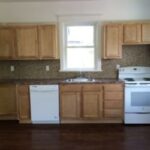607 East 7th Street - Duluth apartment - kitchen